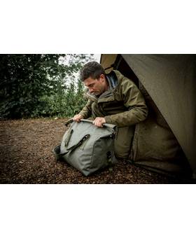 TRAKKER DOWNPOUR ROLL-UP CARRYALL